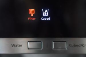 How to replace the water filter in a Hotpoint refrigerator.