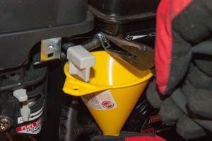 PHOTO: Drain the fuel from the fuel tank.