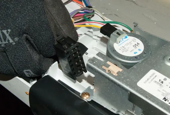 PHOTO: Unplug the wire harness.