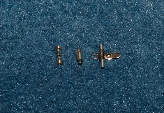 PHOTO: Remove the components.