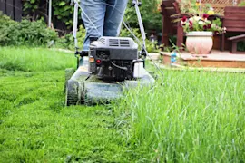 How to prevent grass buildup on your walk-behind lawn mower