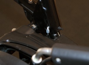 PHOTO: Z-fitting on control lever..
