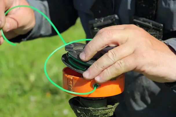 sears parts direct image for Why your trimmer line keeps breaking or unspooling