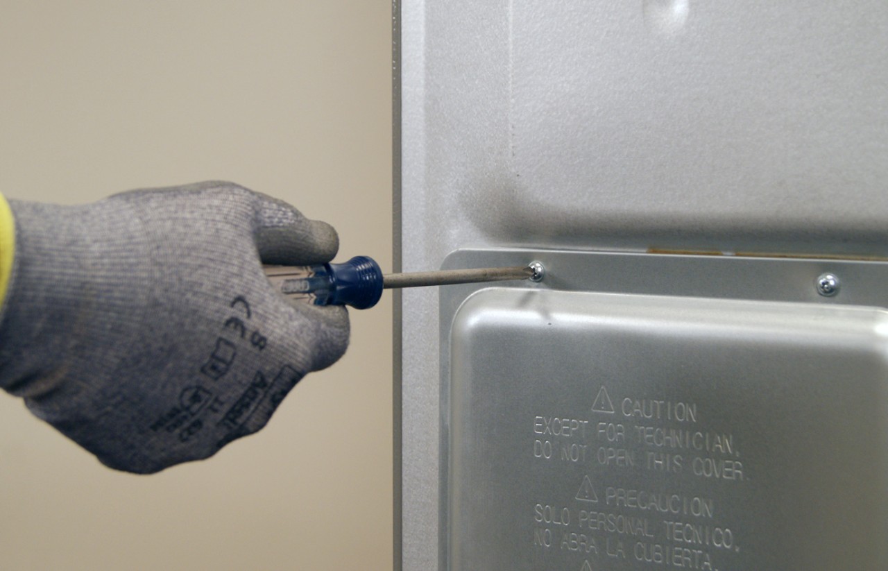How to replace a refrigerator water valve