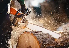 How to prevent chainsaw injuries