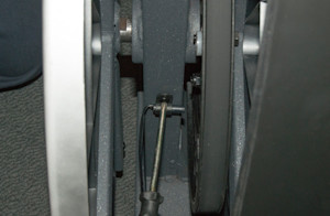 Loosen the reed switch screw.
