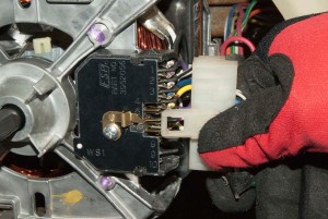 PHOTO: Unplug the motor wire harness.