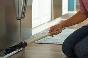 How to clean refrigerator condenser coils