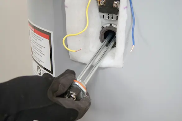 PHOTO: Pull out the heating element.