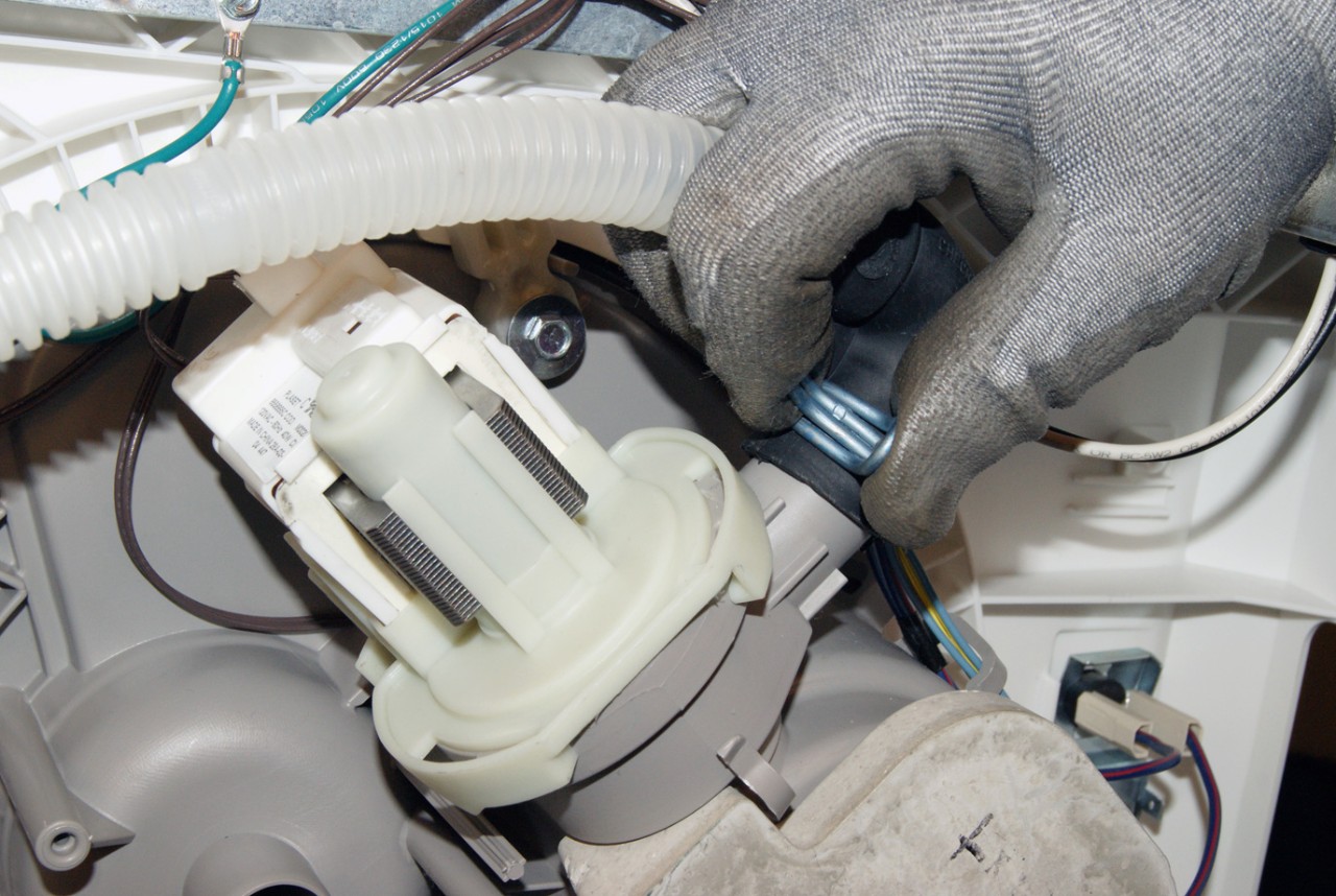 how to replace a dishwasher water pump