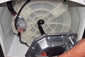 PHOTO: Pull the gear case from the washer.