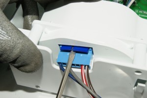 PHOTO: Disconnect the wire harness.