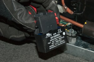 PHOTO: Install the capacitor on the new start relay.