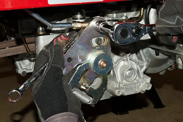PHOTO: Remove the linkage.