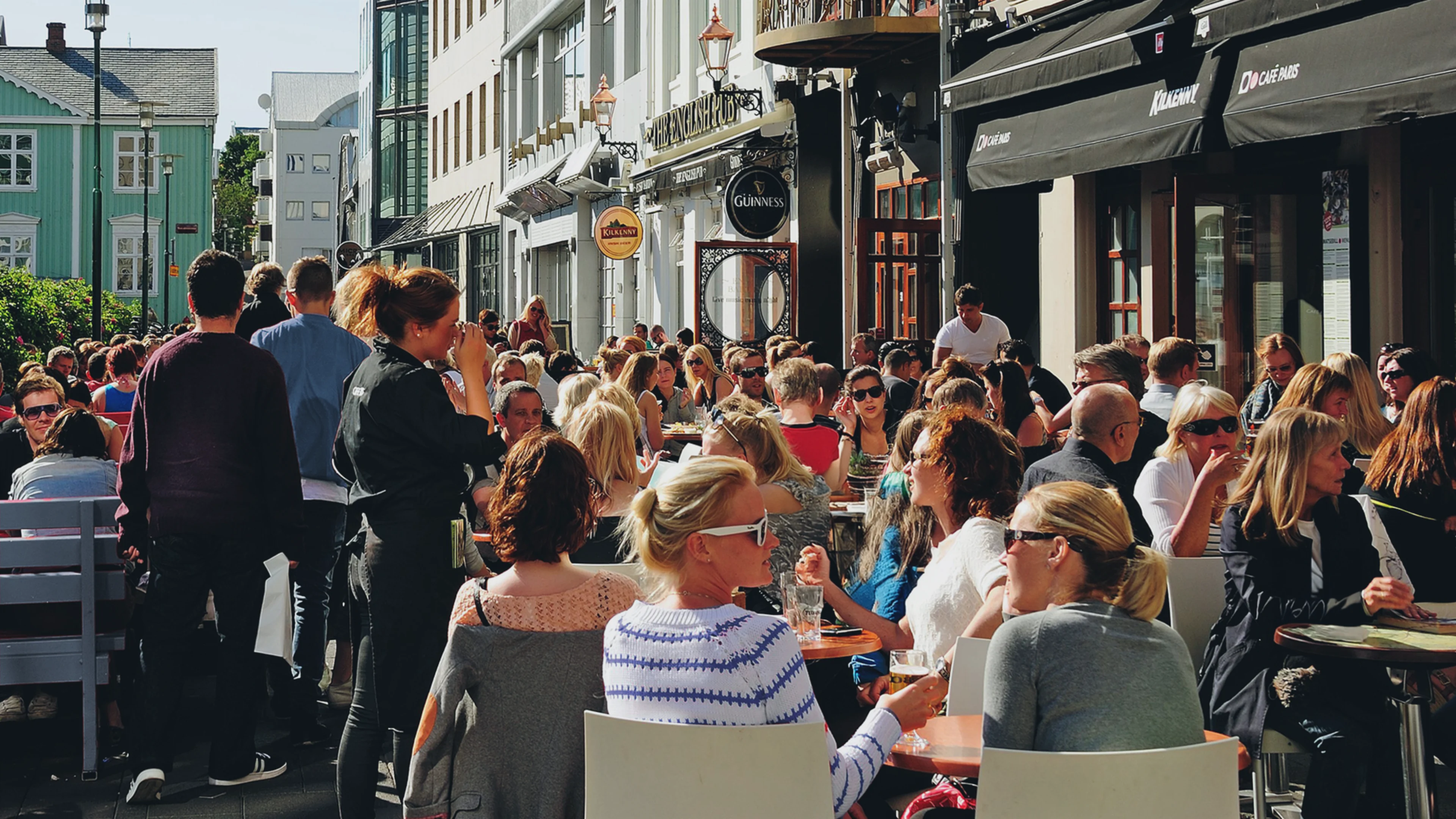 Útisvæðið hjá Duck & Rose