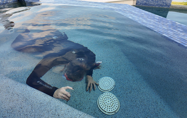 The Case Opens: A Pool That Looks Too Perfect