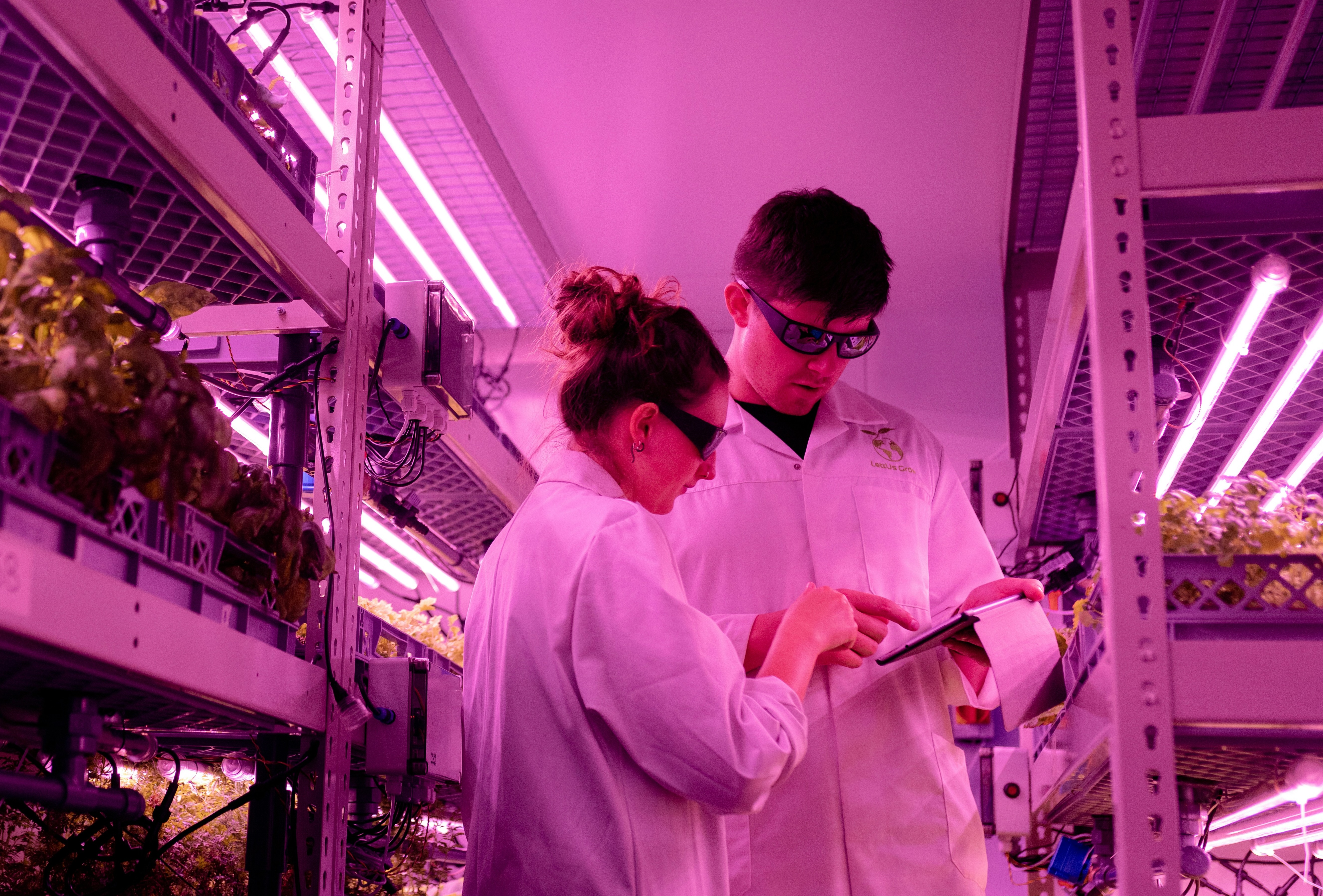 From anomaly detection to defect detection for manufacturing quality control: A quick guide