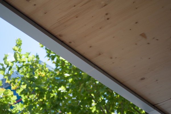 Forté, Docklands Wharf exterior