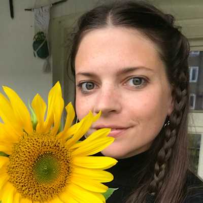 Photo of the author: Emma Lucey