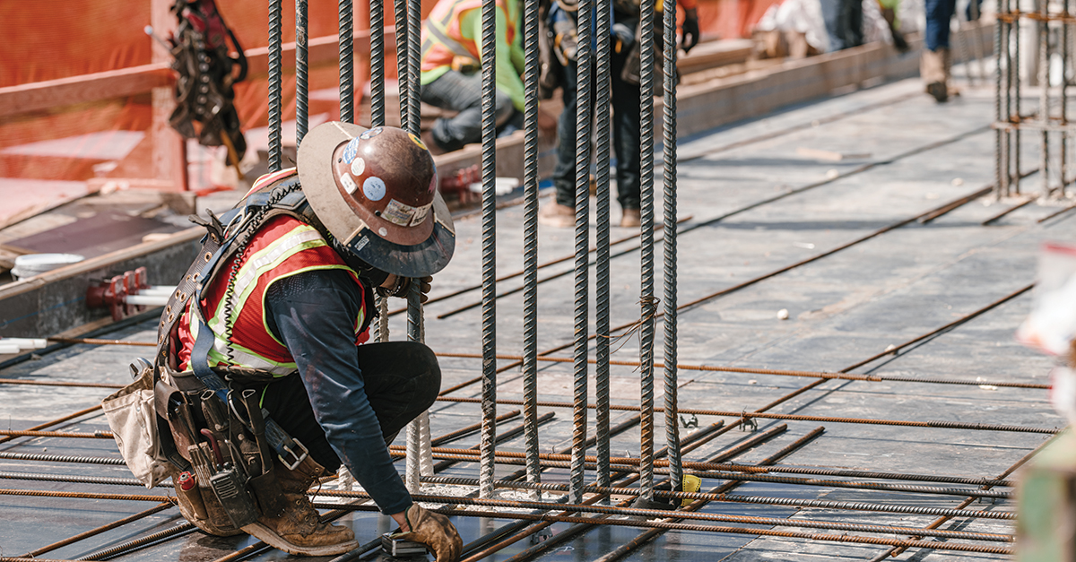 With Fieldwire, construction teams can easily and effectively manage tasks, plans, and documents, and ensure that projects are on track and completed successfully.