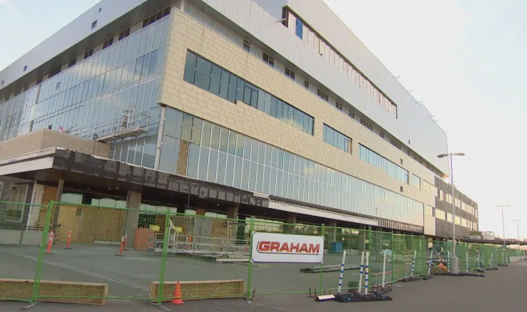 jim-pattison-children-s-hospital exterior