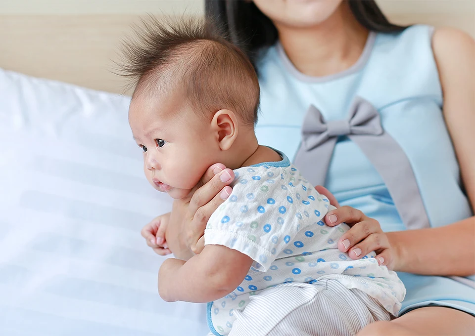 赤ちゃんしゃっくり 原因と対処法 パンパース