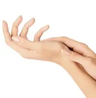 Mains et lèvres sèches