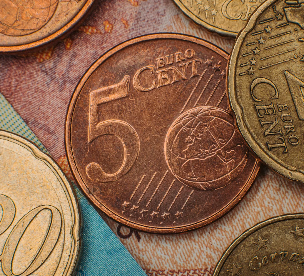 Macro Coins