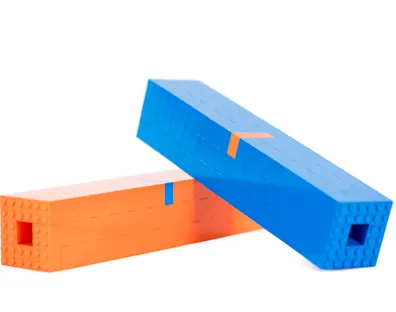 Blocks LEGO azul y naranja