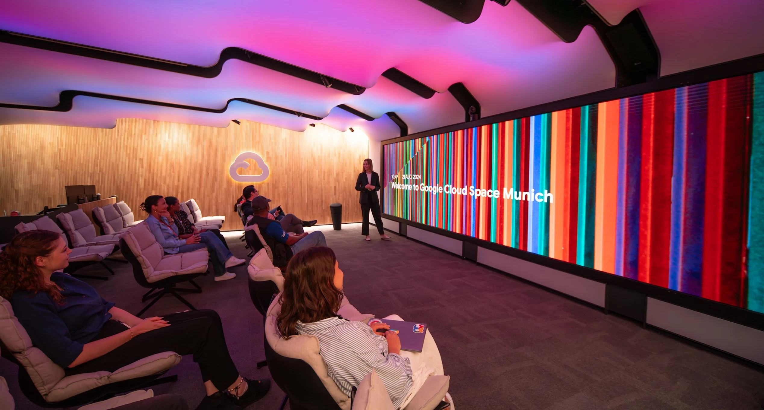 Downstream x Google Cloud Space Munich Sti.max-2600x2600