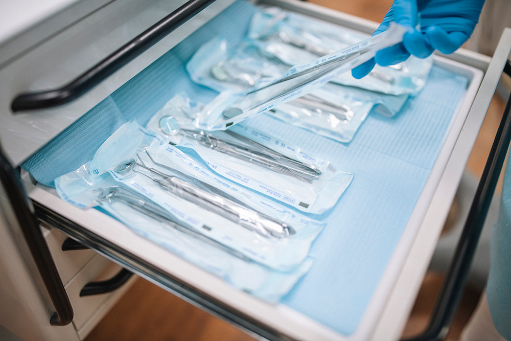 Ensuring the sterilization of medical devices with standards