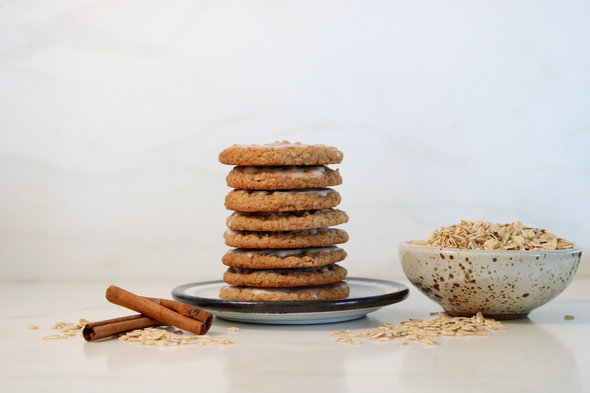 Old Fashioned Iced Oatmeal Cookies