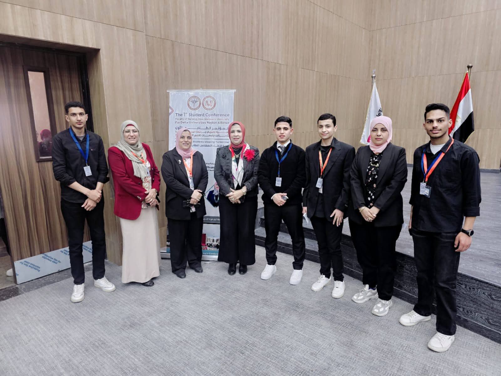 مشاركة بحثية متميزة لطلاب جامعة دمياط الأهلية متمثلة في كلية التمريض  بمؤتمر جامعة المنصورة الجديدة