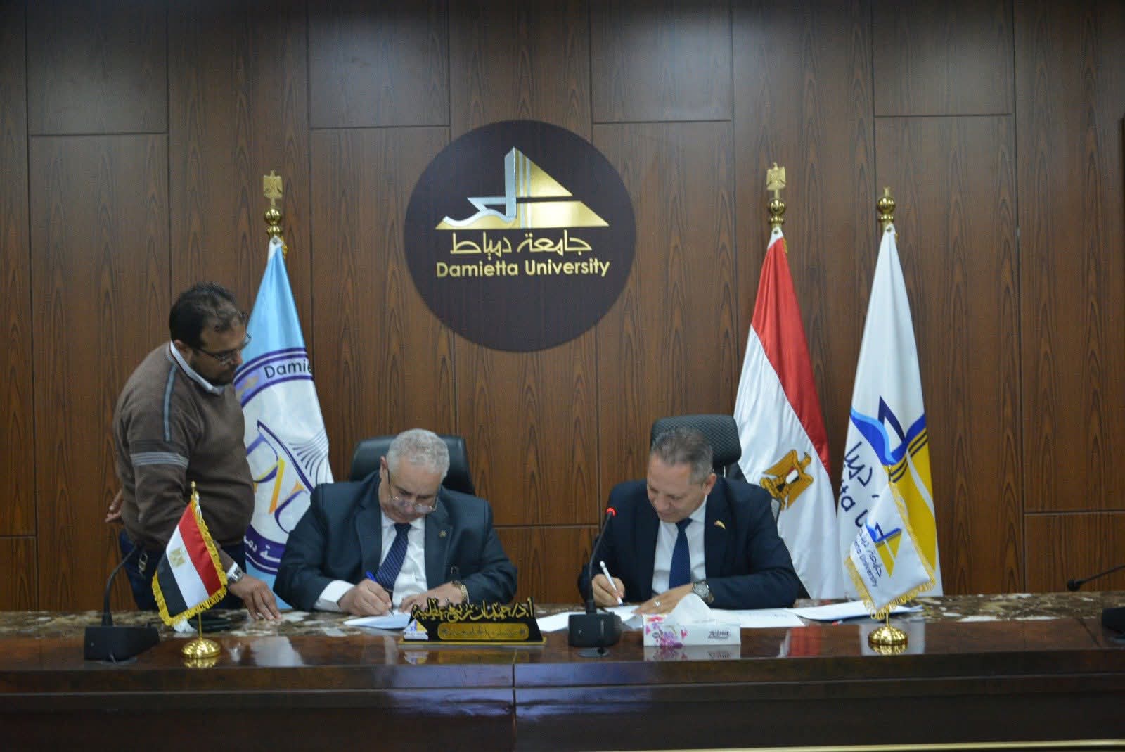 توقيع بروتوكول تعاون بين جامعة دمياط وجامعة دمياط الأهلية