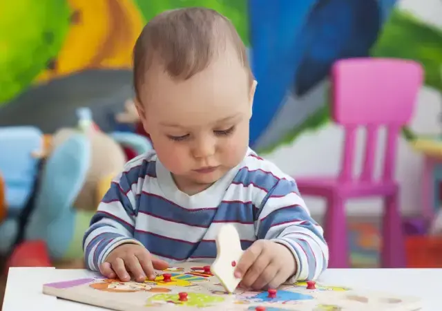 Rompecabezas para estimular la motricidad fina del bebé