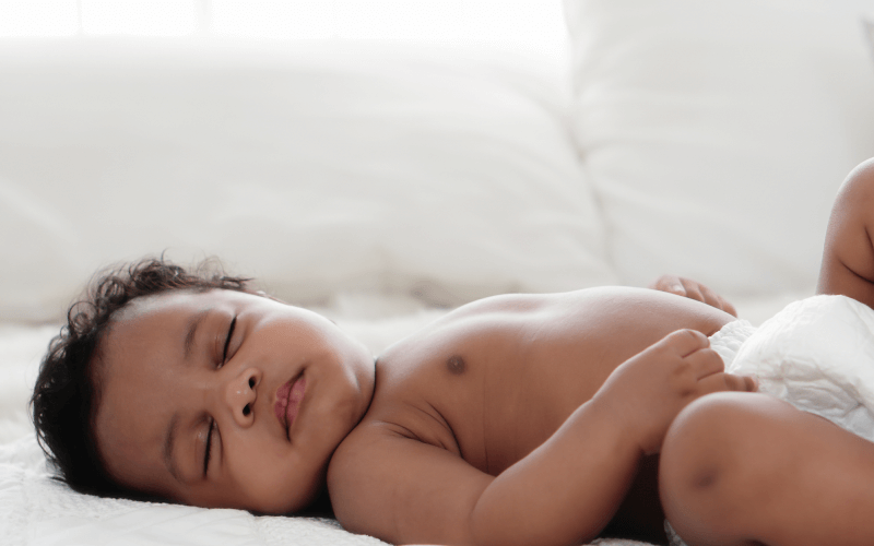 Recién nacido durmiendo