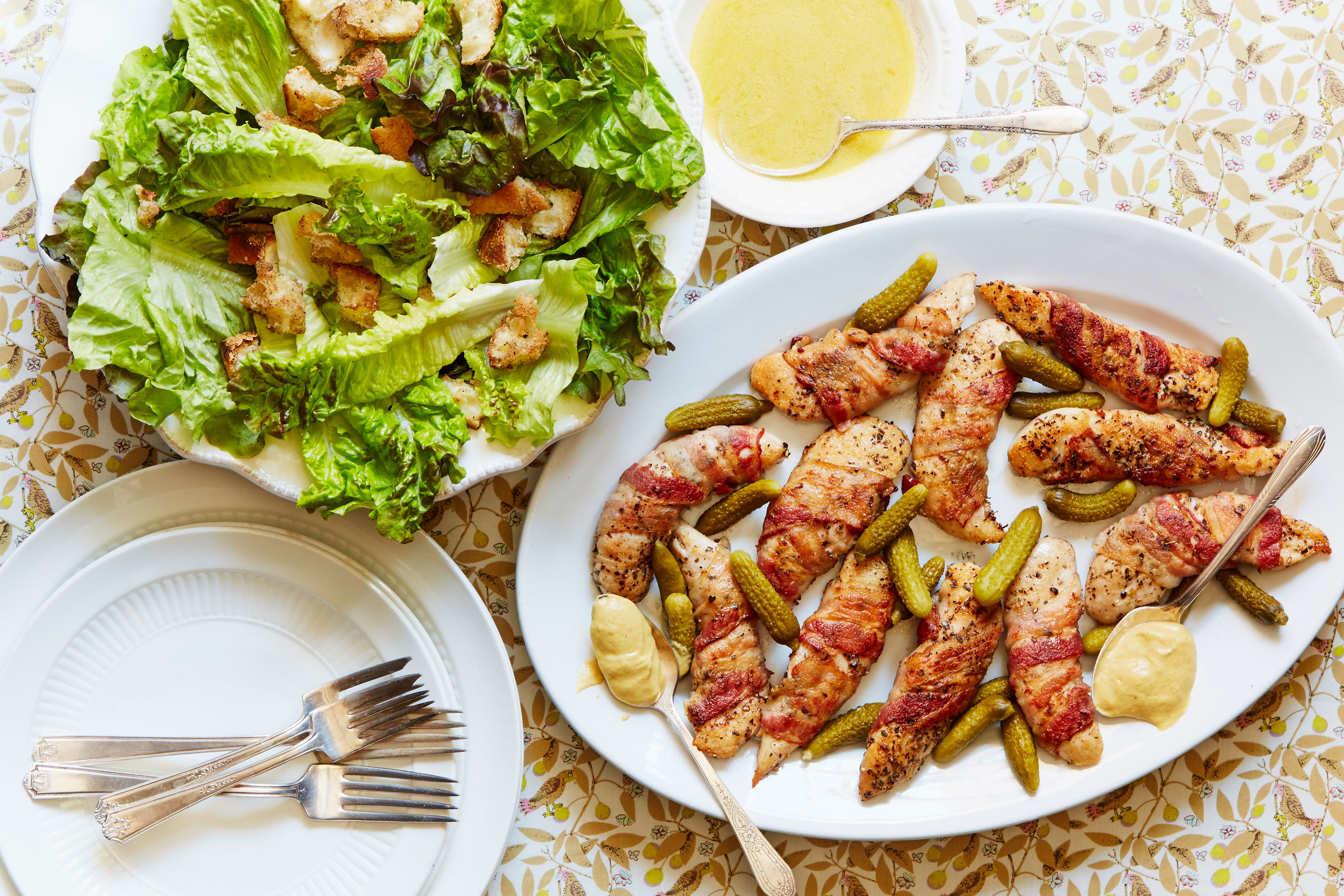 Bacon Wrapped Chicken Tenders 
with Salad and Croutons
