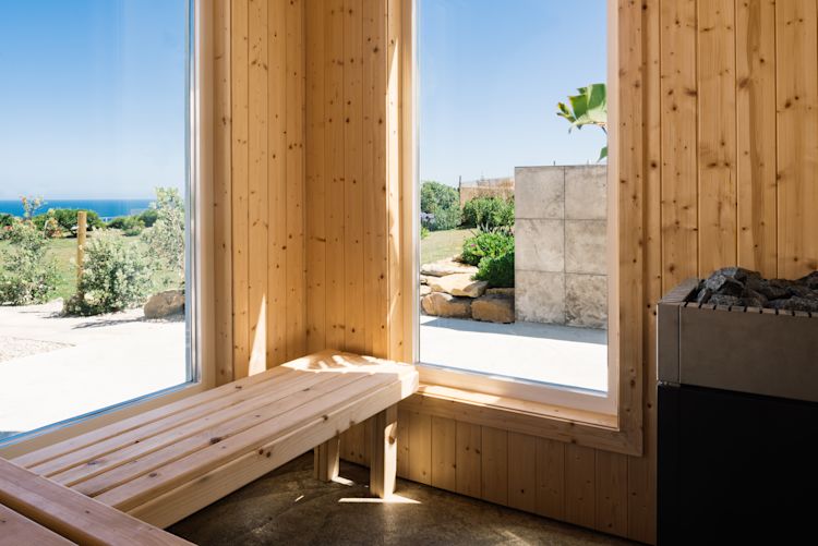 Spend the holidays in a cozy Atlantic house in Portugal