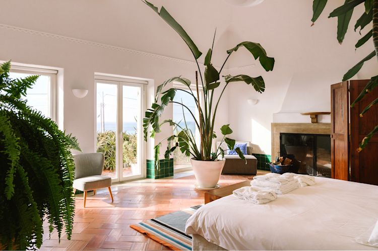 Ocean Saloon Bedroom2