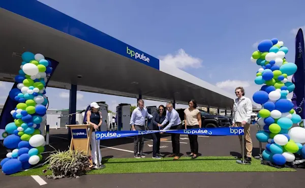 The ribbons are cut at the opening ceremony for bp pulse's new LAX charging hub.