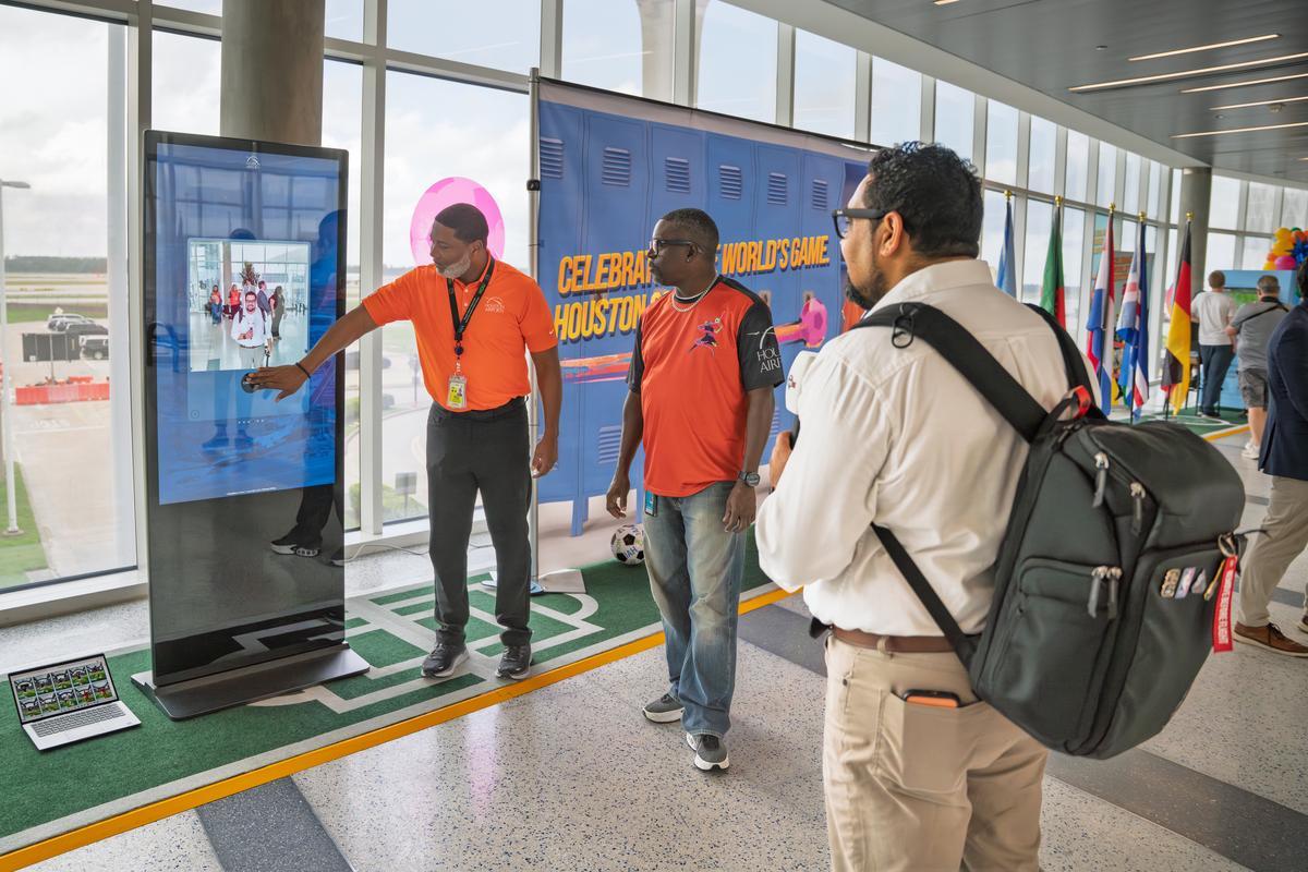 Airport Volunteers for World Cup