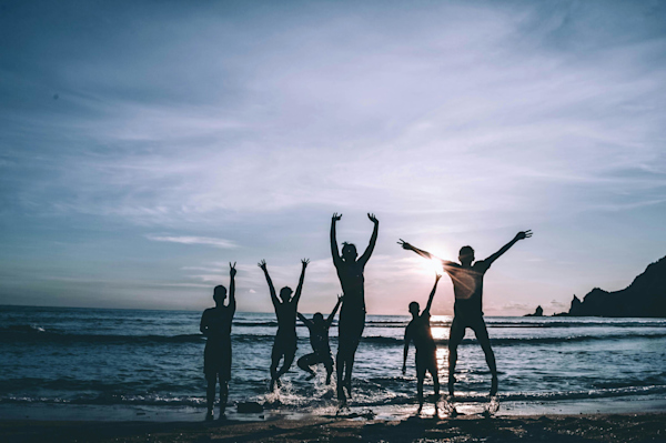 Your Best Summer Trip: IAH Travel Guide