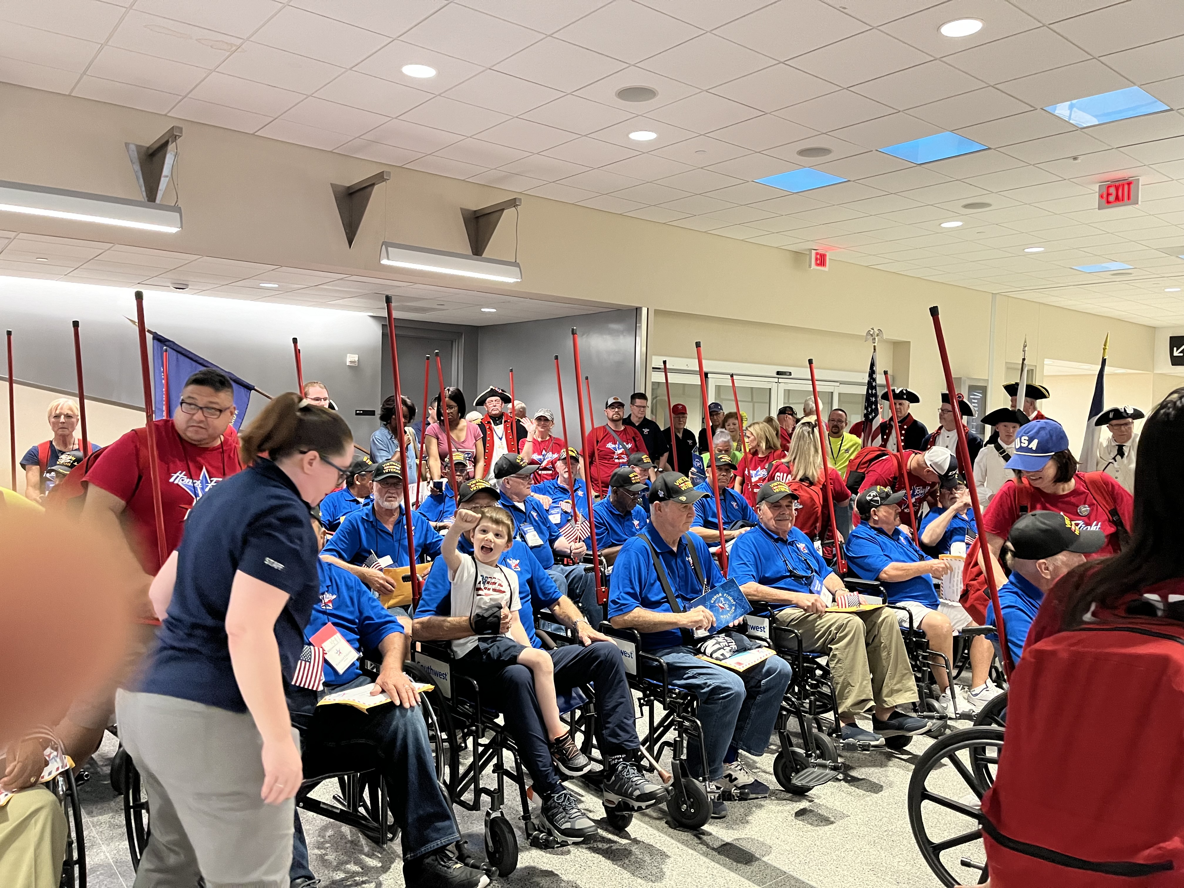 A heartfelt welcome: Veterans on board honor flight return to Houston