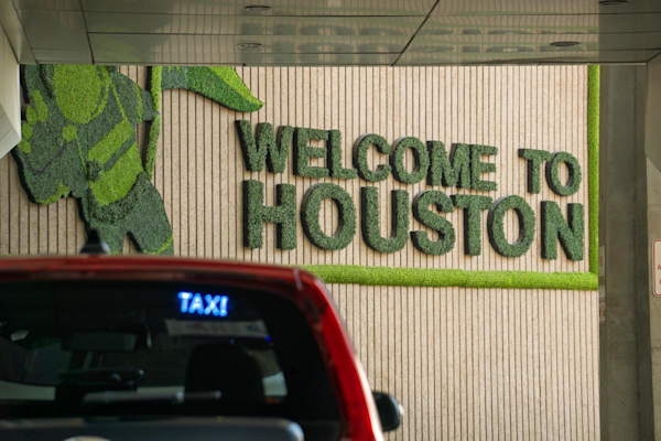How Parking Works at HOU: A Complete Guide