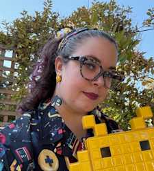 Miss Sizzle video game attire