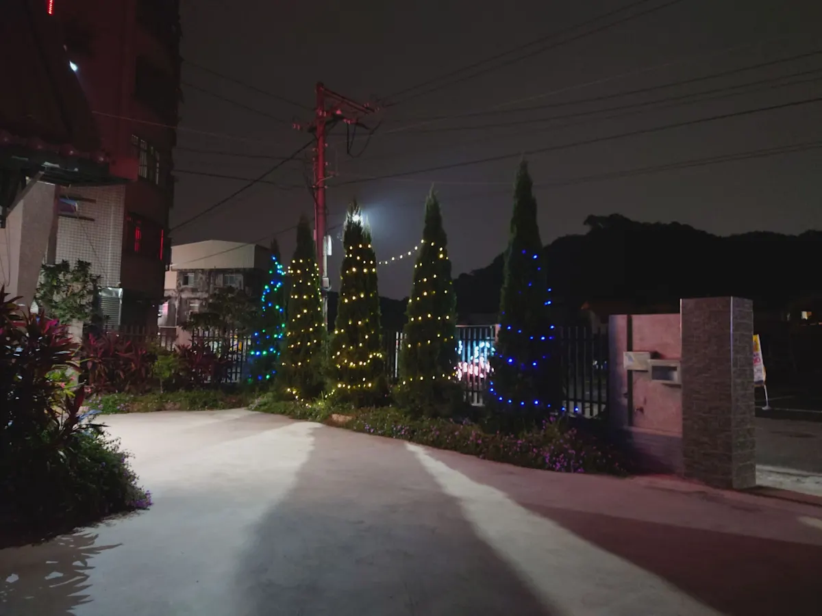 教會夜間外觀