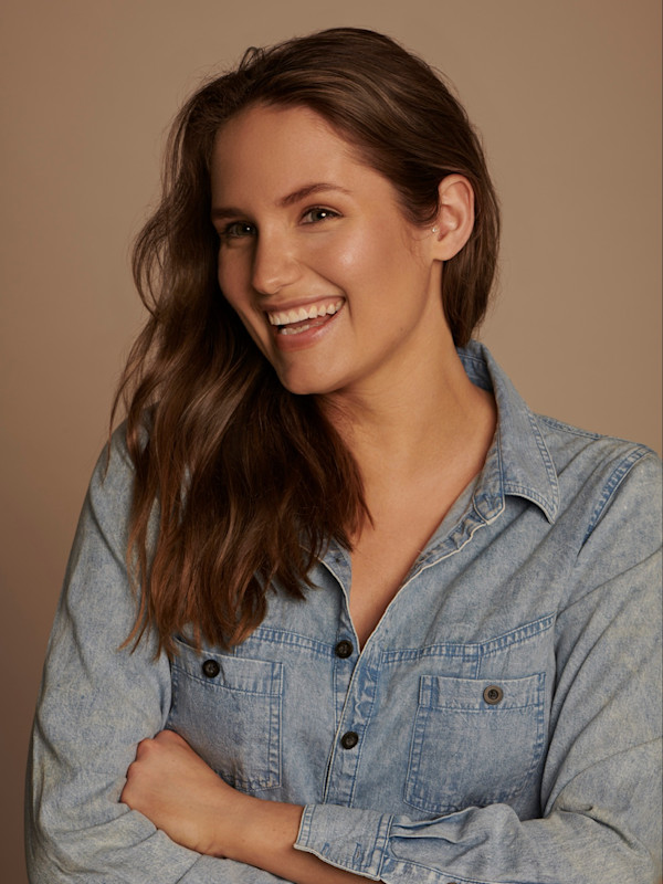 Hi Claire! If summer ending wasn’t bad enough already, we also feel like our skin, hair and overall health have a hard time adjusting to the colder weather — what’s up with that?