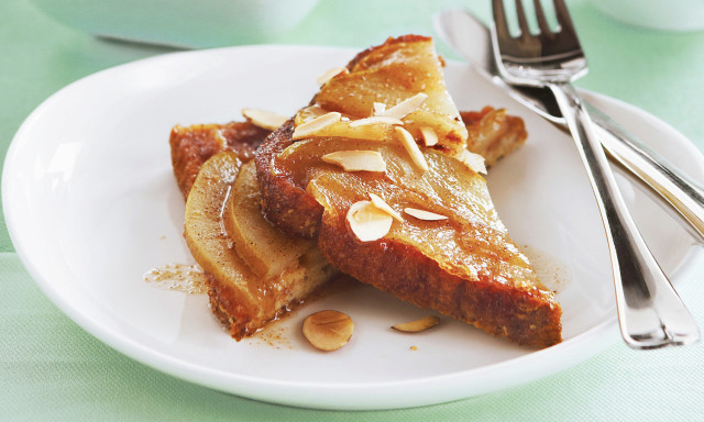 Aerial view of a plate of spiced pear french toast