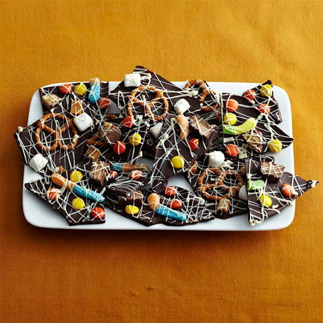 Image Recipe Halloween Boo Bark