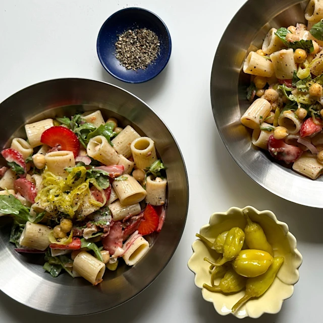 Creamy Strawberry Pepperoncini Pasta